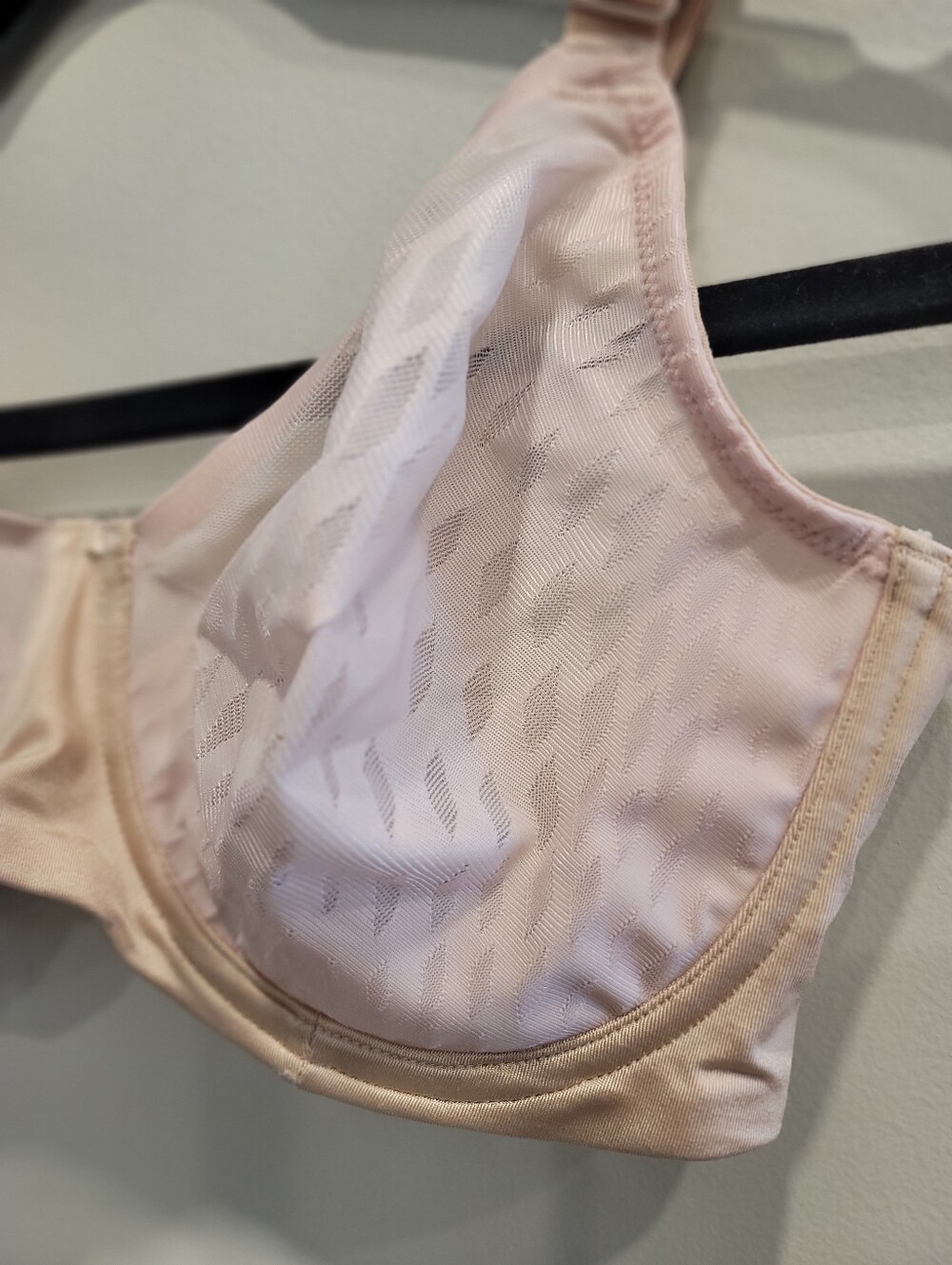36DD Wacoal Rose Dust Elevated Allure Underwire Bra EUC - Picture 4 of 8